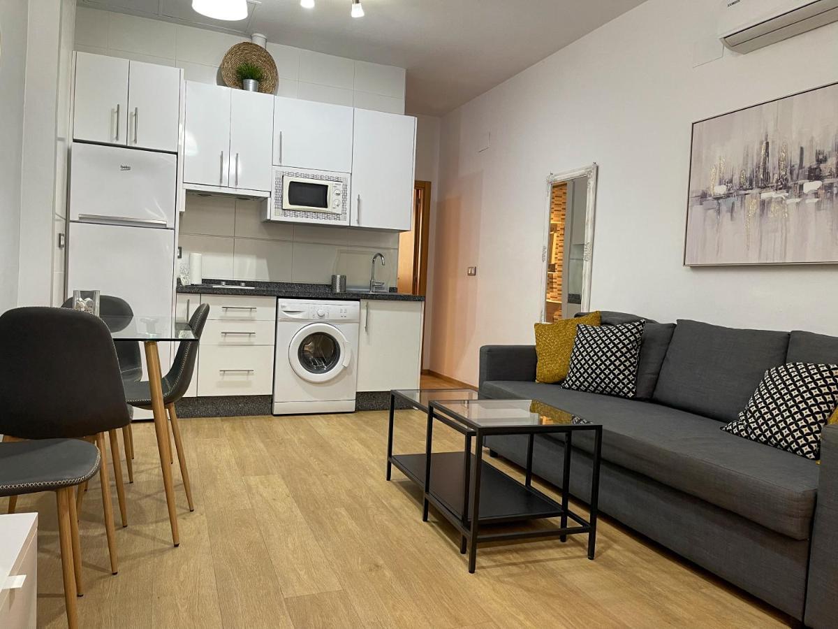 Quiet Apartment In The Heart Of Malaga Pool & Free Parking Eksteriør bilde