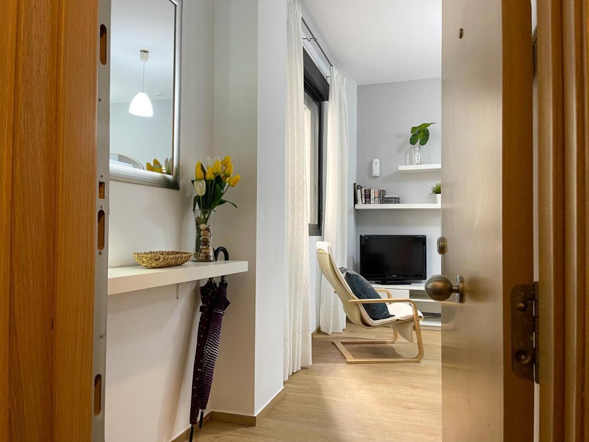 Quiet Apartment In The Heart Of Malaga Pool & Free Parking Eksteriør bilde
