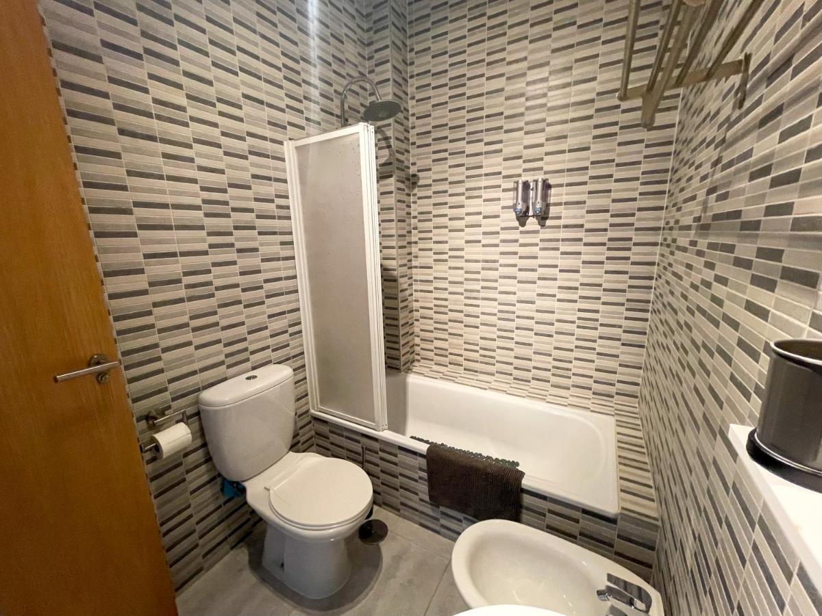 Quiet Apartment In The Heart Of Malaga Pool & Free Parking Eksteriør bilde