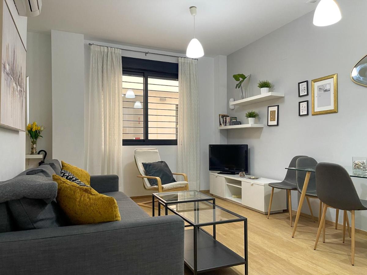 Quiet Apartment In The Heart Of Malaga Pool & Free Parking Eksteriør bilde